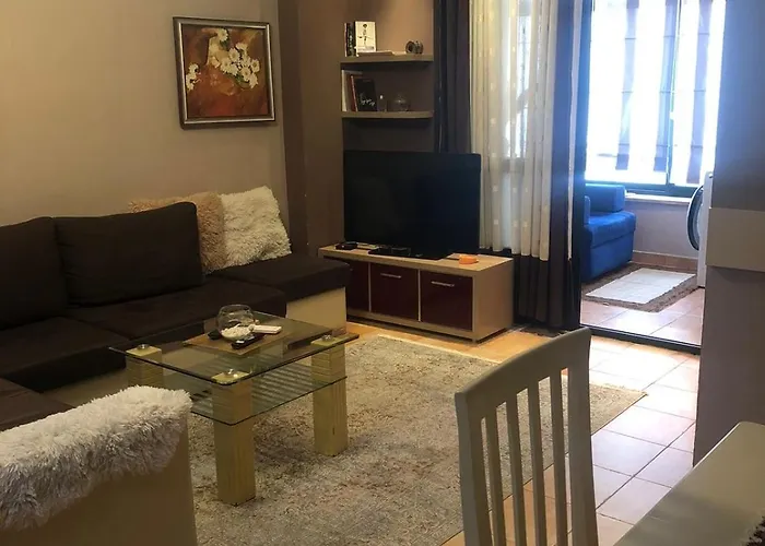 Center Luxury Τίρανα